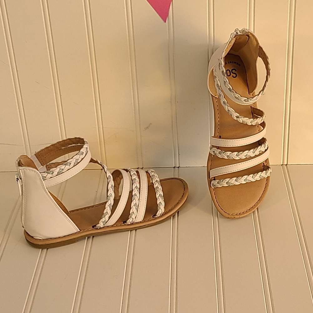SO Goods for Life Girls' Loganberry Gladiator White Sandals size 2